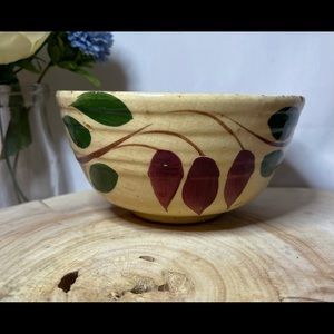 Vintage Watt Ware American Red Bud 5 inch Bowl